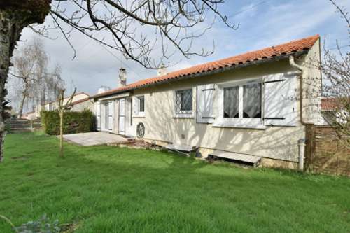Cholet Maine-et-Loire house foto