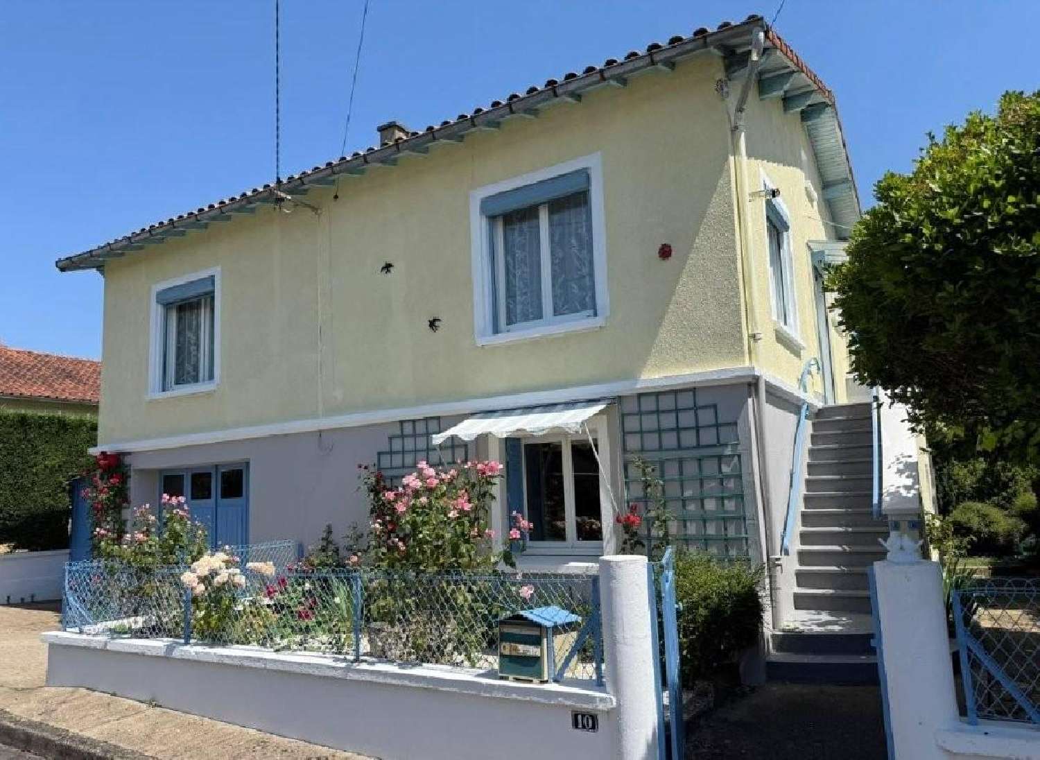  for sale house Civray Vienne 2