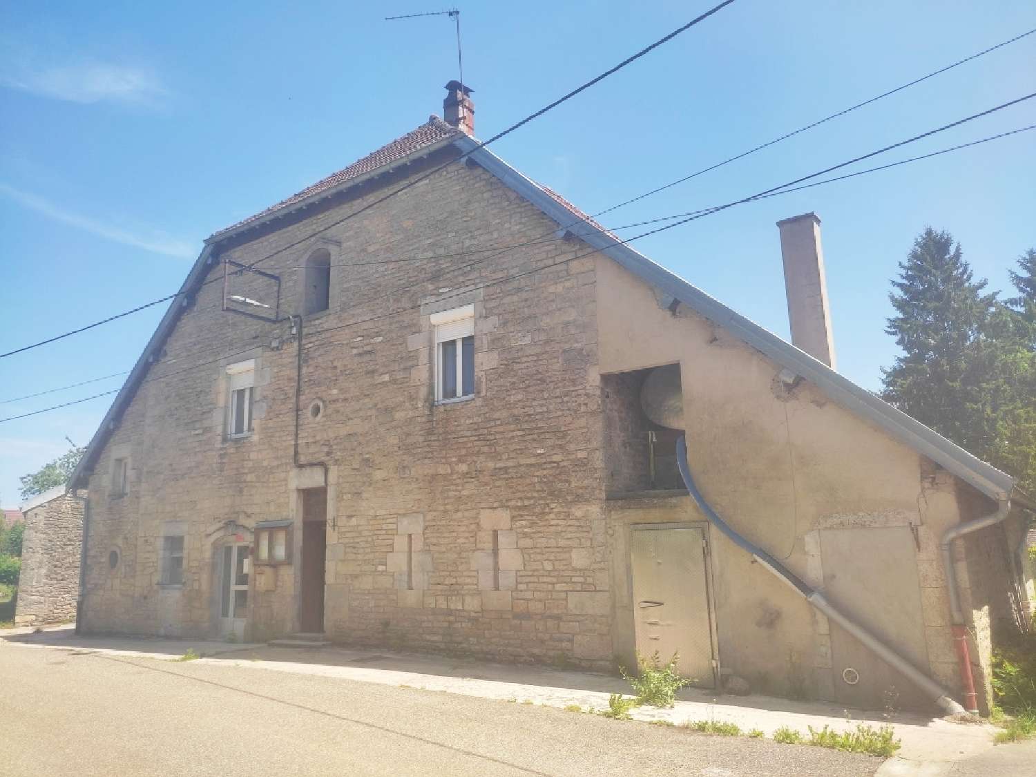te koop huis Clucy Jura 1