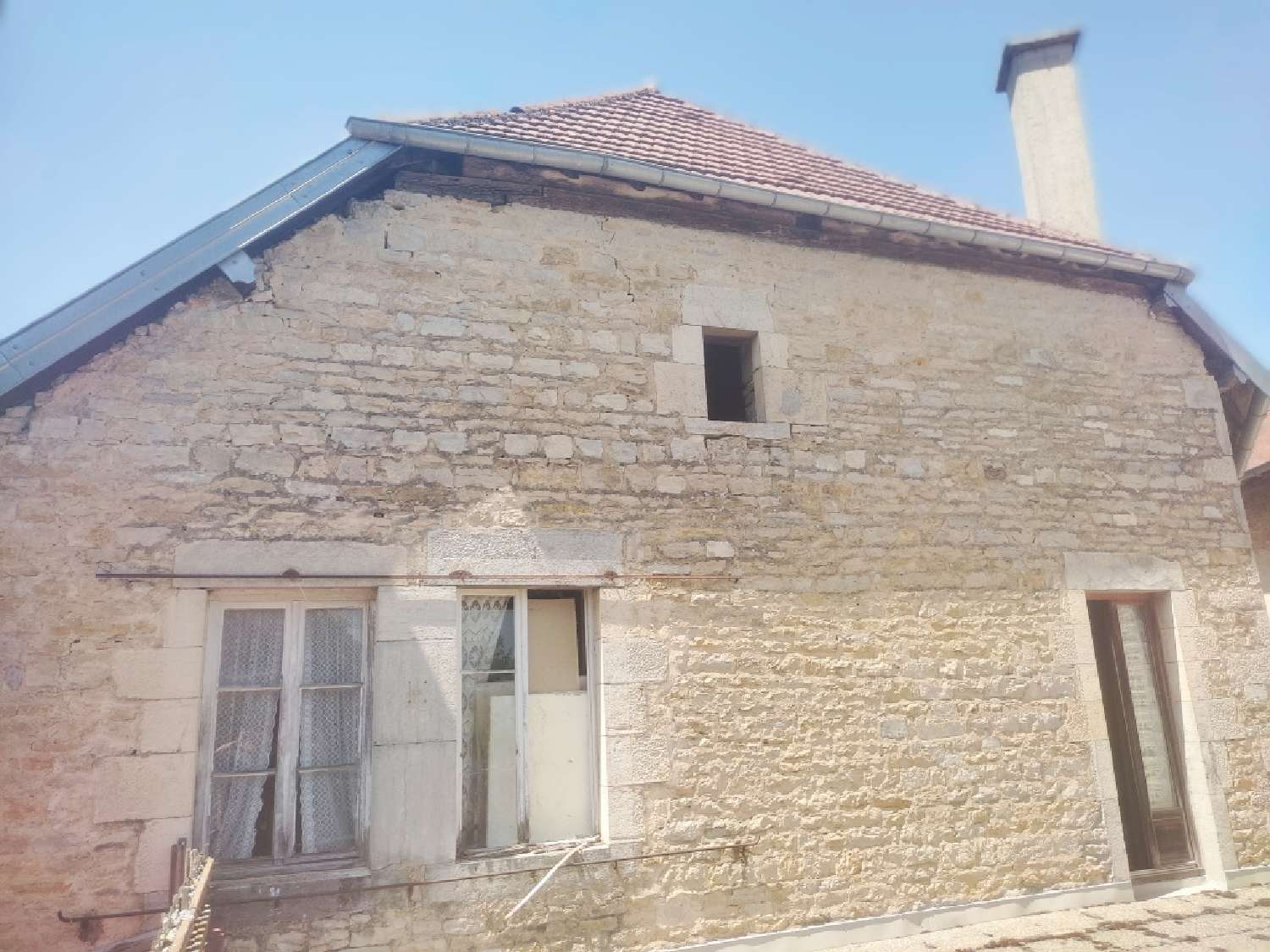 te koop huis Clucy Jura 2