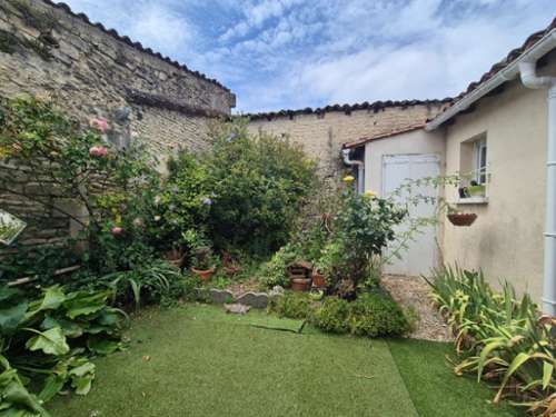 Cognac Charente Haus Bild 7360208