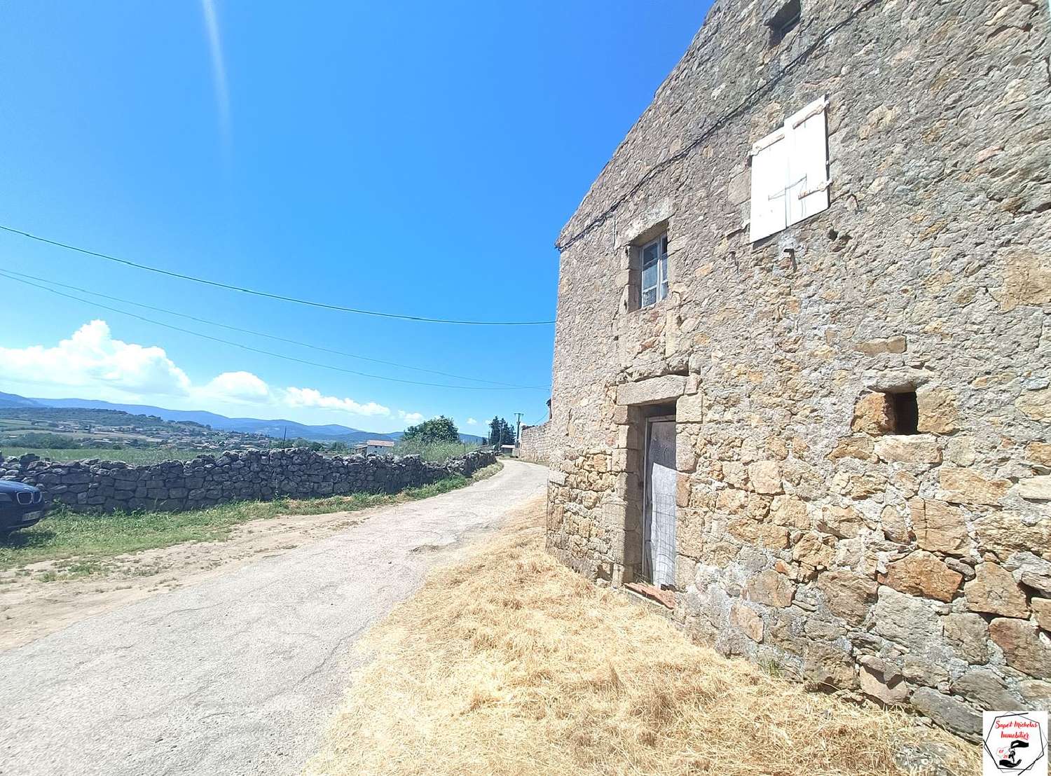 à vendre maison Colombier-le-Vieux Ardèche 2