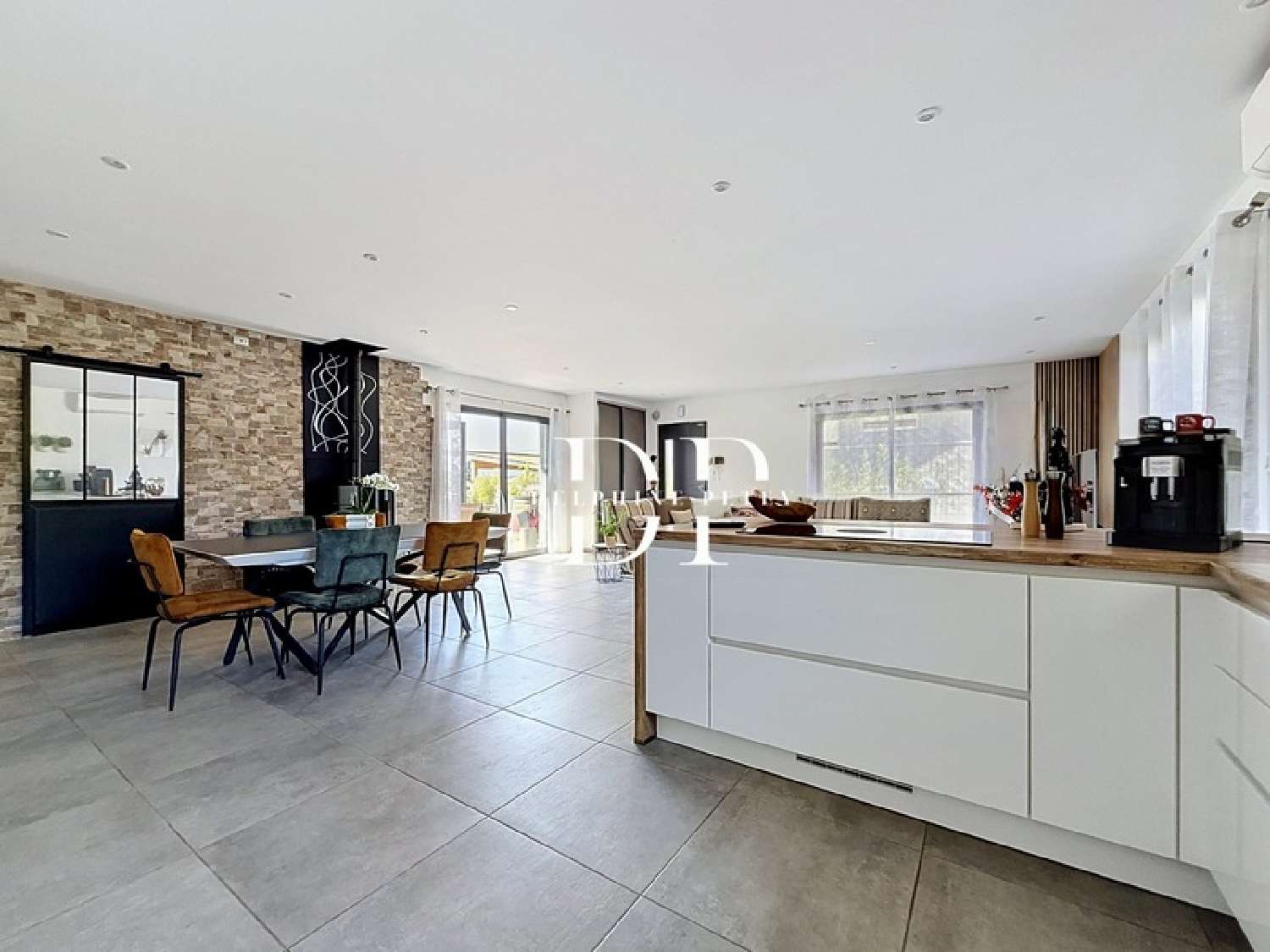 à vendre maison Cranves-Sales Haute-Savoie 8