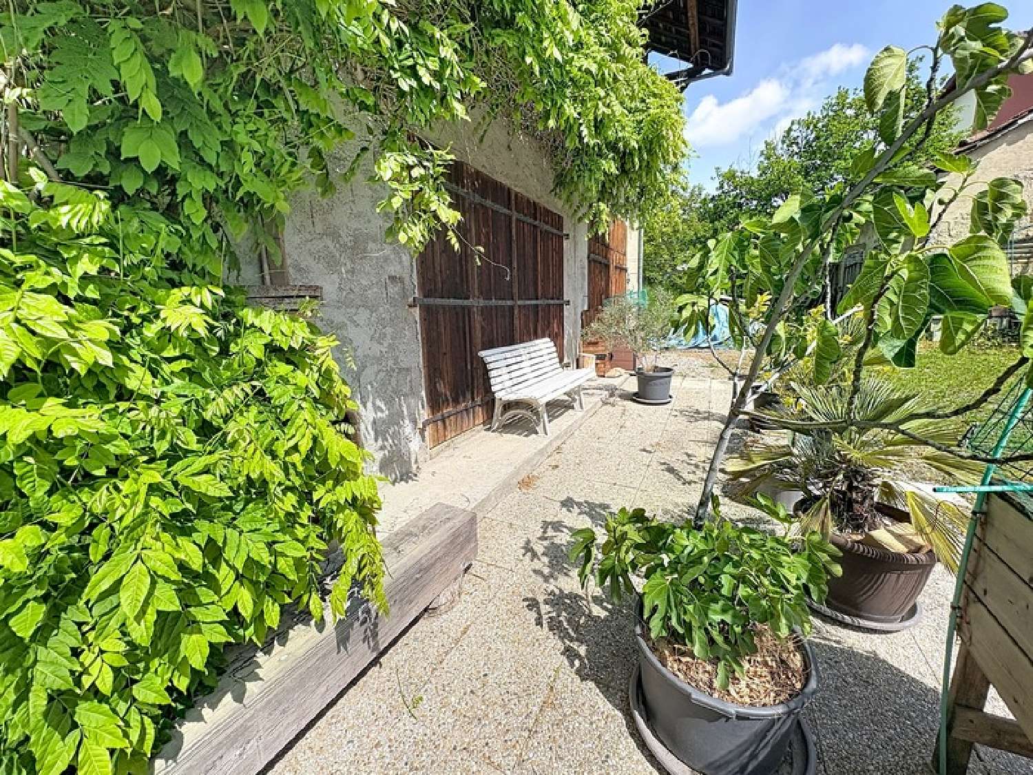 te koop huis Cranves-Sales Haute-Savoie 1