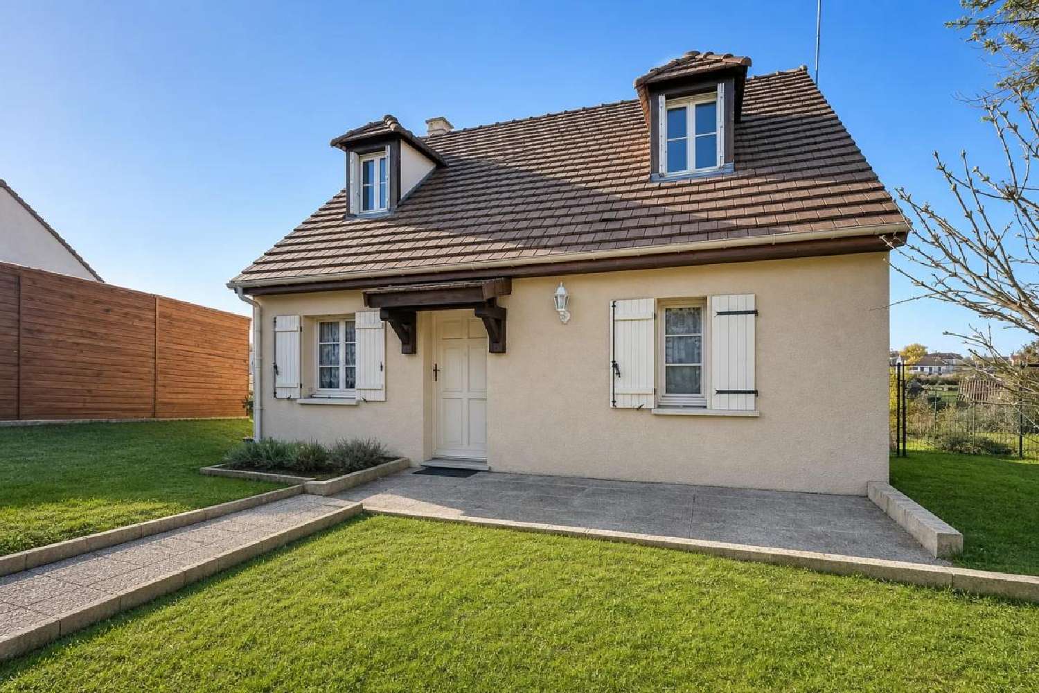  en venta casa Cry Yonne 1
