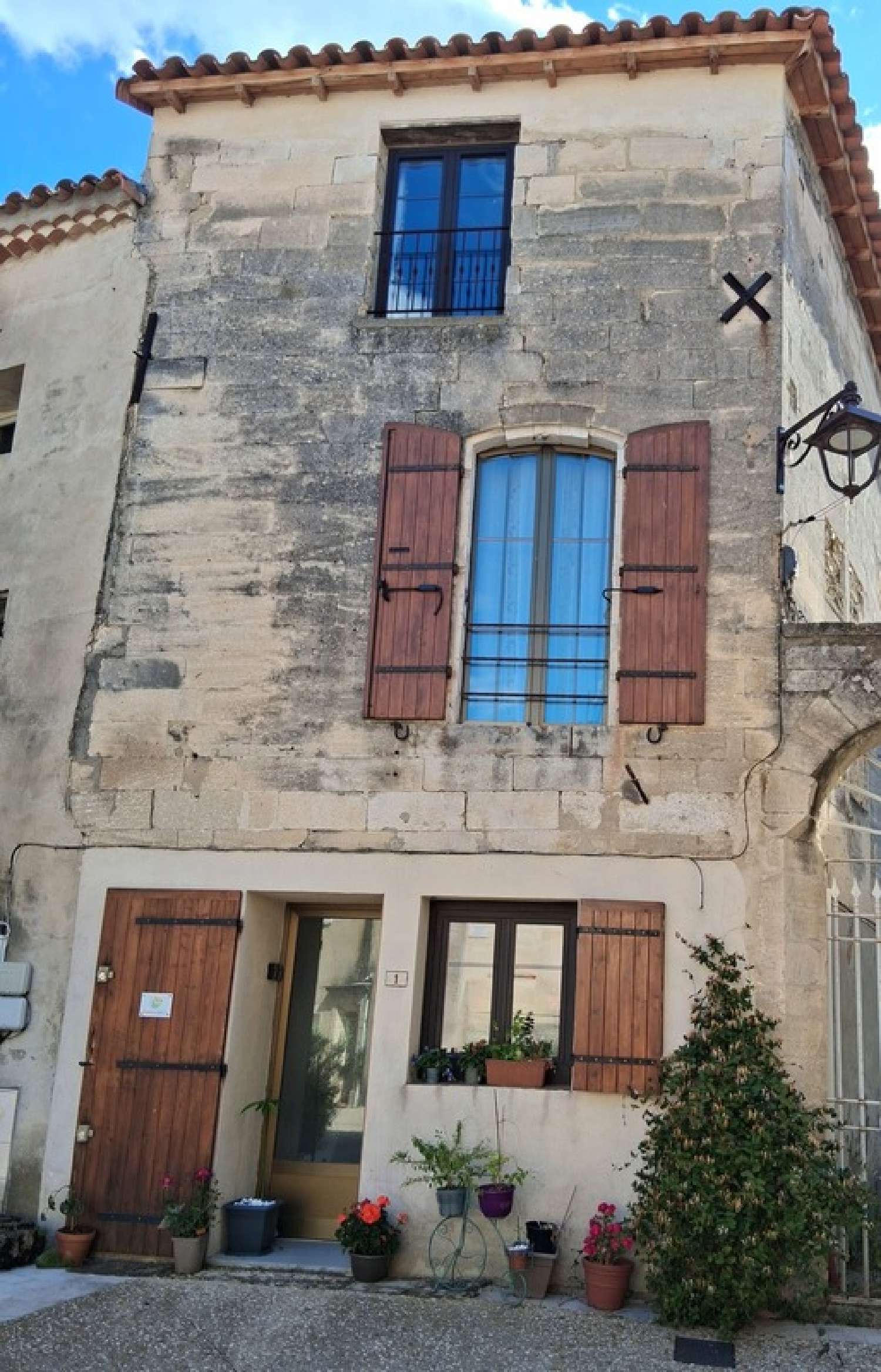 for sale house Domazan Gard 1