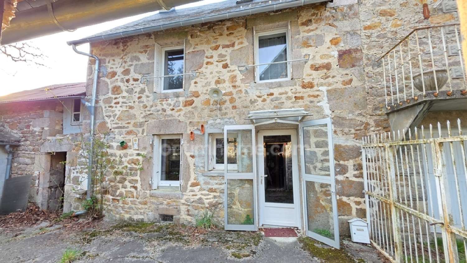  te koop huis Féniers Creuse 1