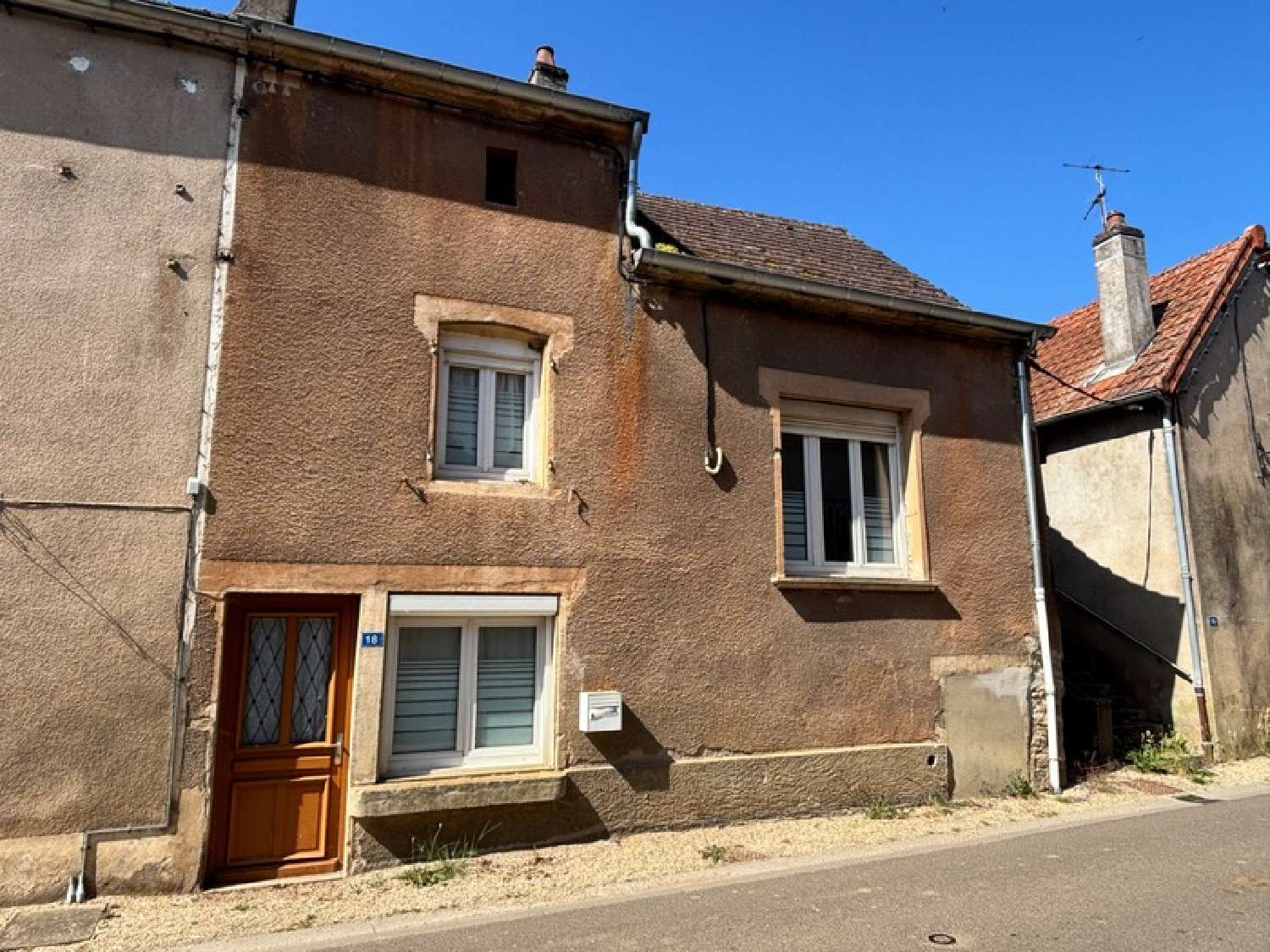 te koop huis Genouilly Saône-et-Loire 1