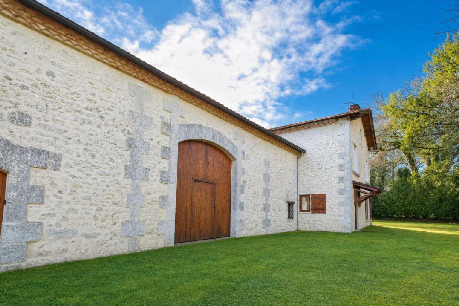 for sale house Grand Brassac Dordogne 1