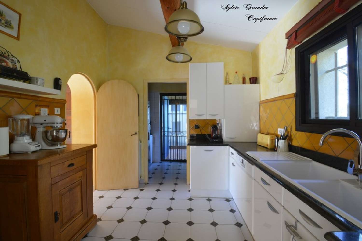  à vendre maison Grans Bouches-du-Rhône 8