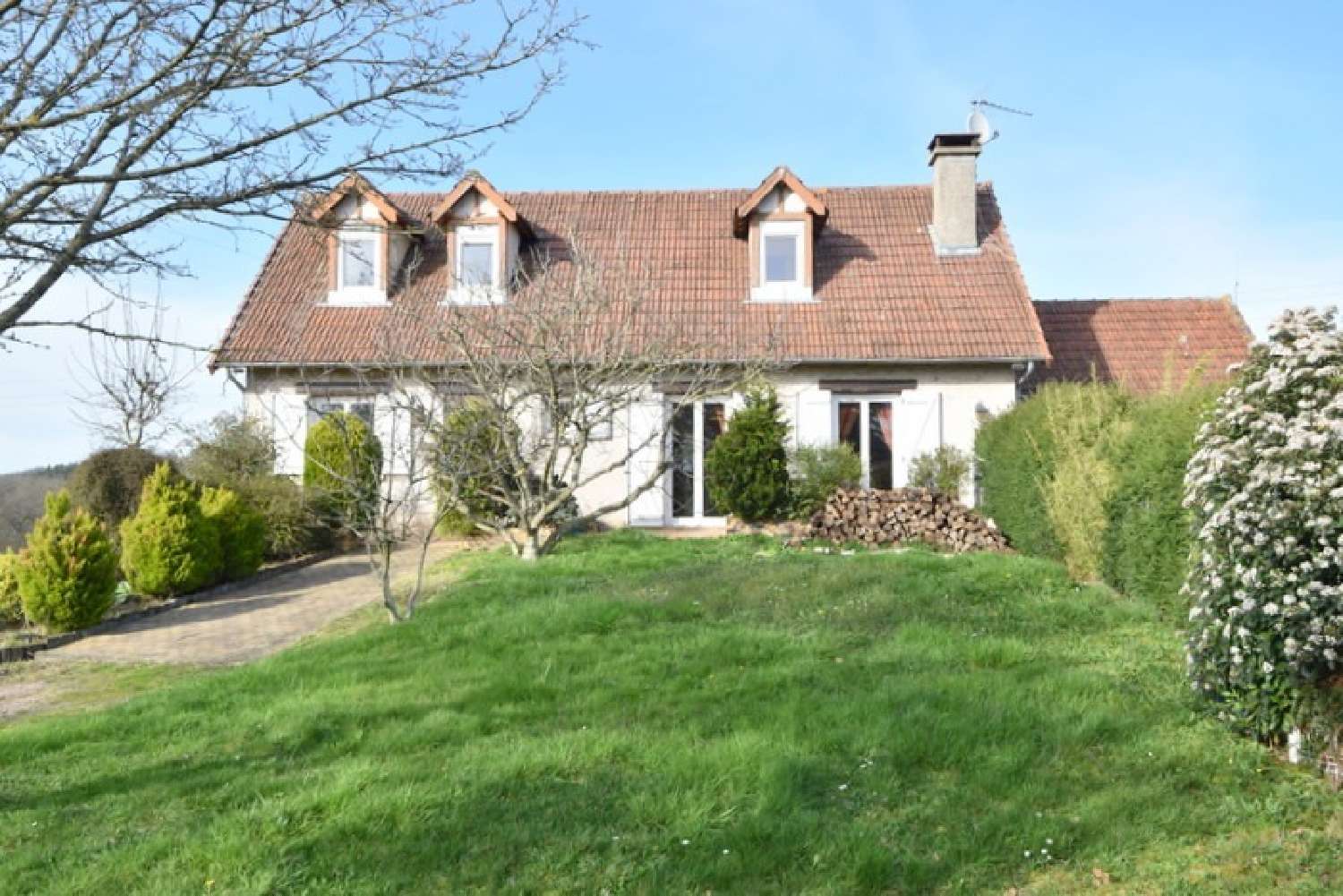 for sale house Gueugnon Saône-et-Loire 2