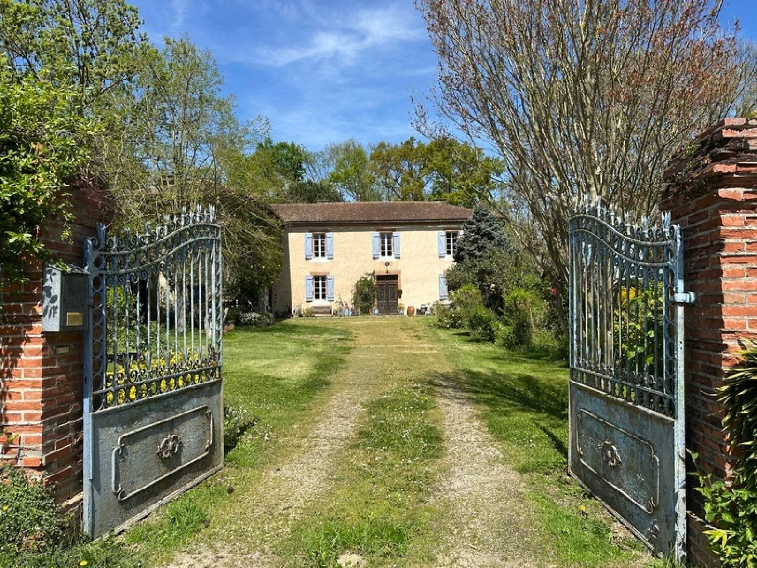  te koop huis Guizerix Hautes-Pyrénées 1