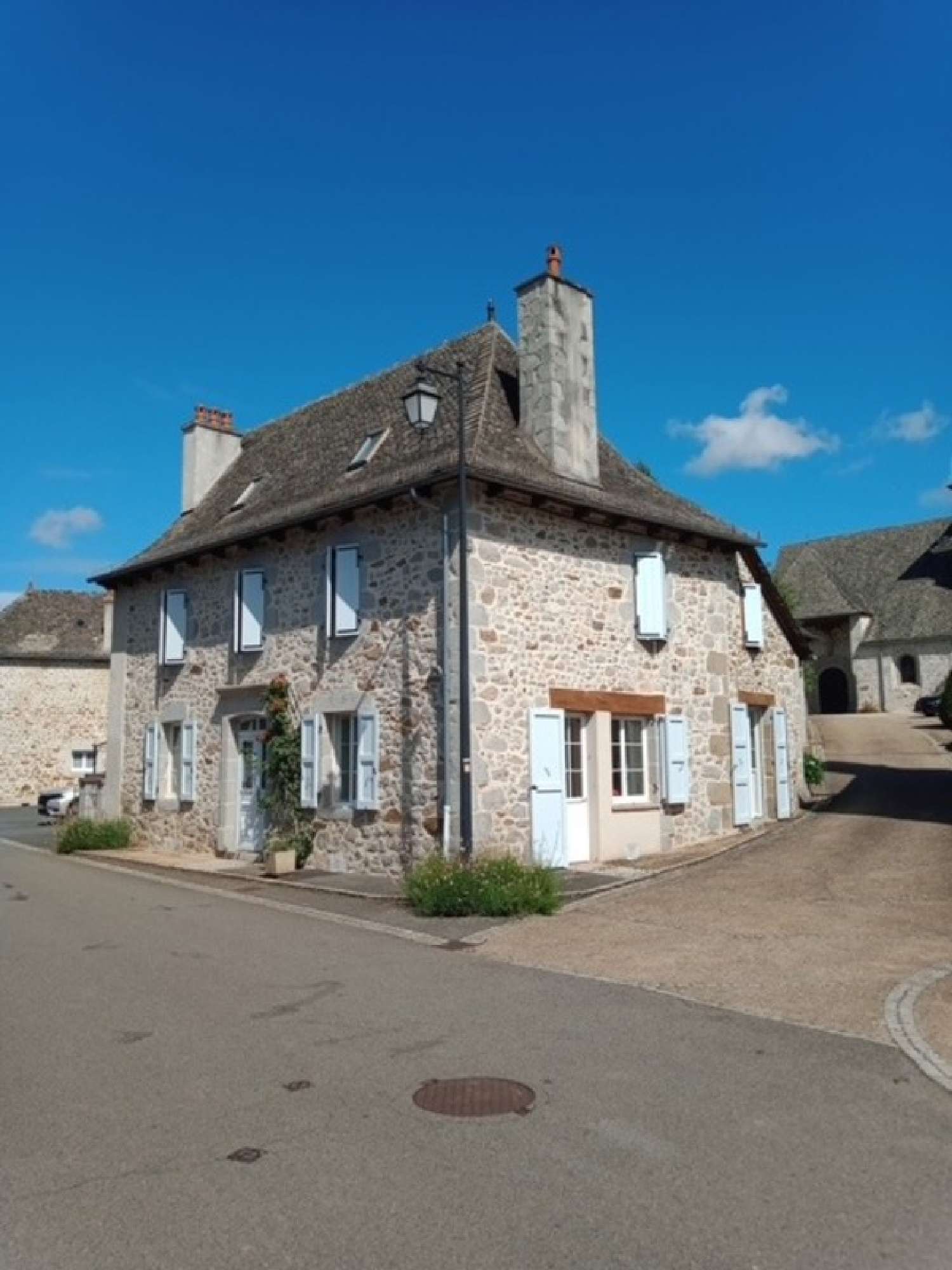  en venta casa Junhac Cantal 2