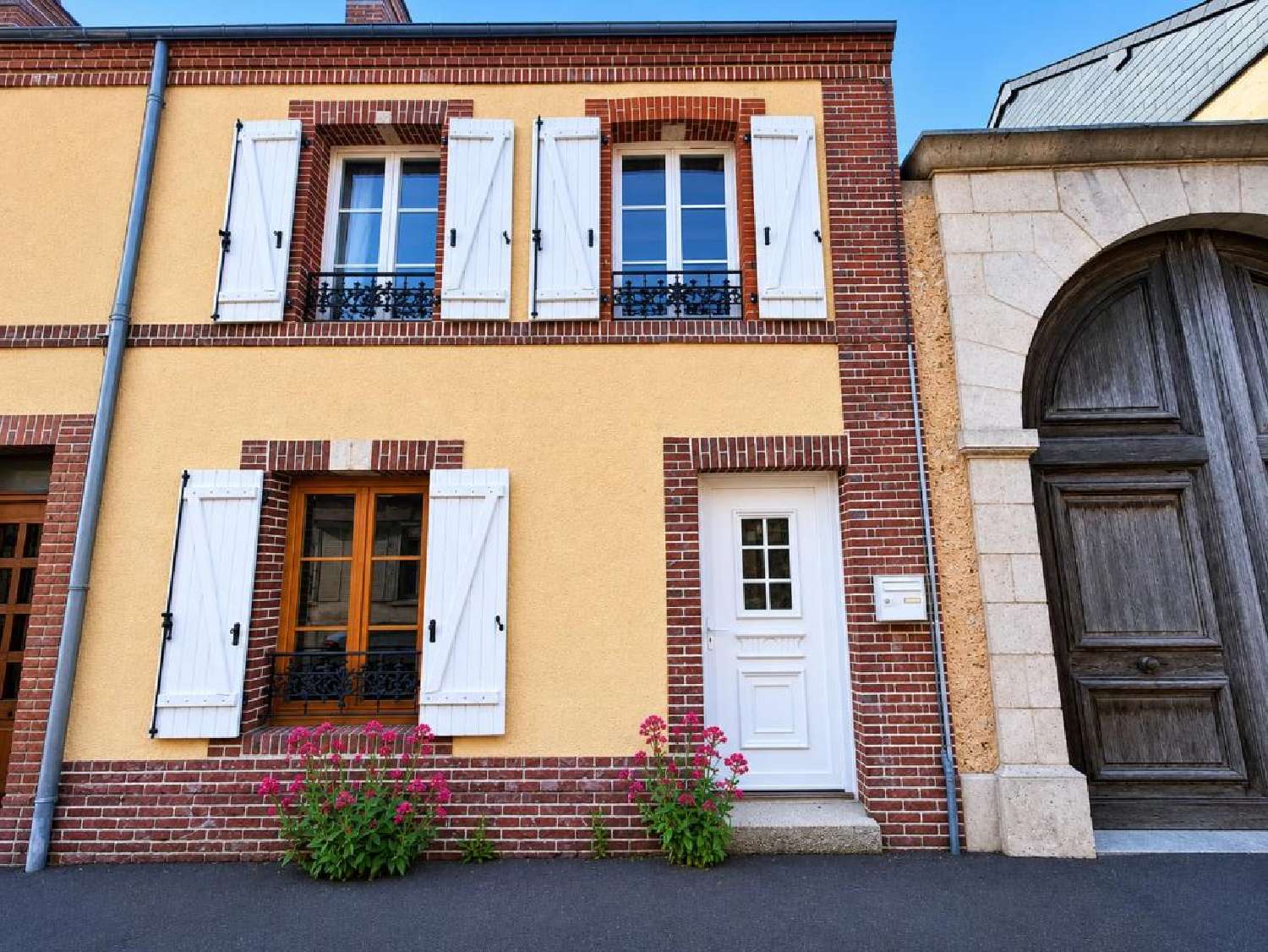  for sale house La Bazoche-Gouet Eure-et-Loir 1