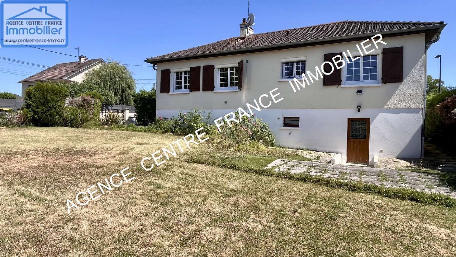  te koop huis La Chapelle-Saint-Ursin Cher 6