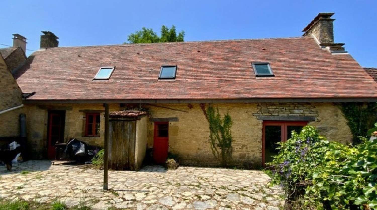  à vendre maison La Chapelle-Aubareil Dordogne 2