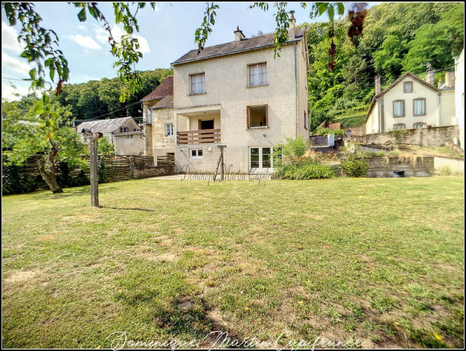 te koop huis La Chartre-sur-le-Loir Sarthe 1