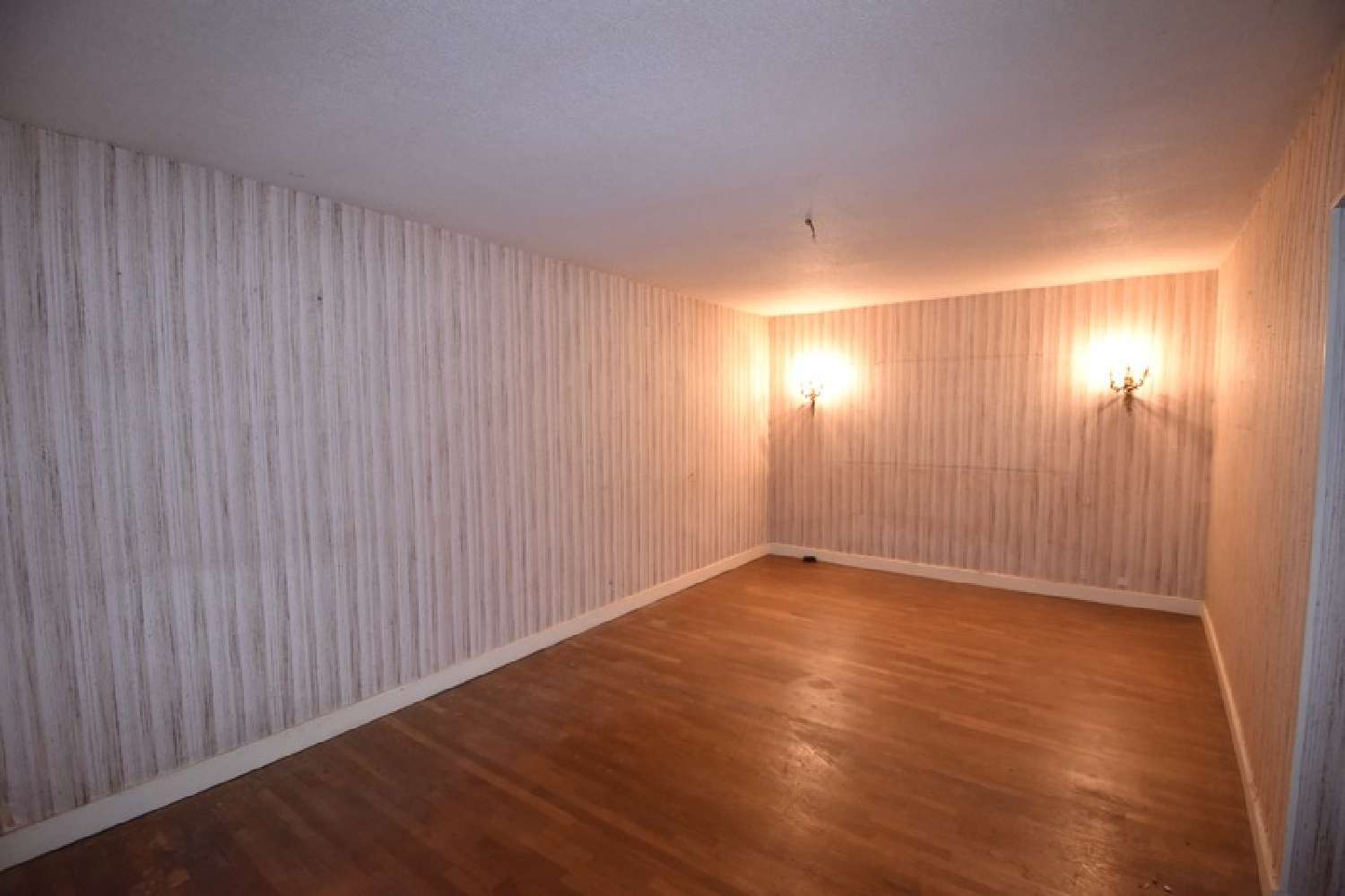 à vendre maison La Motte-Saint-Jean Saône-et-Loire 5