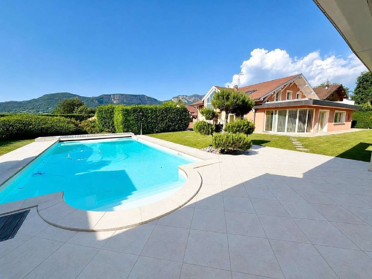  à vendre maison La Roche-sur-Foron Haute-Savoie 1