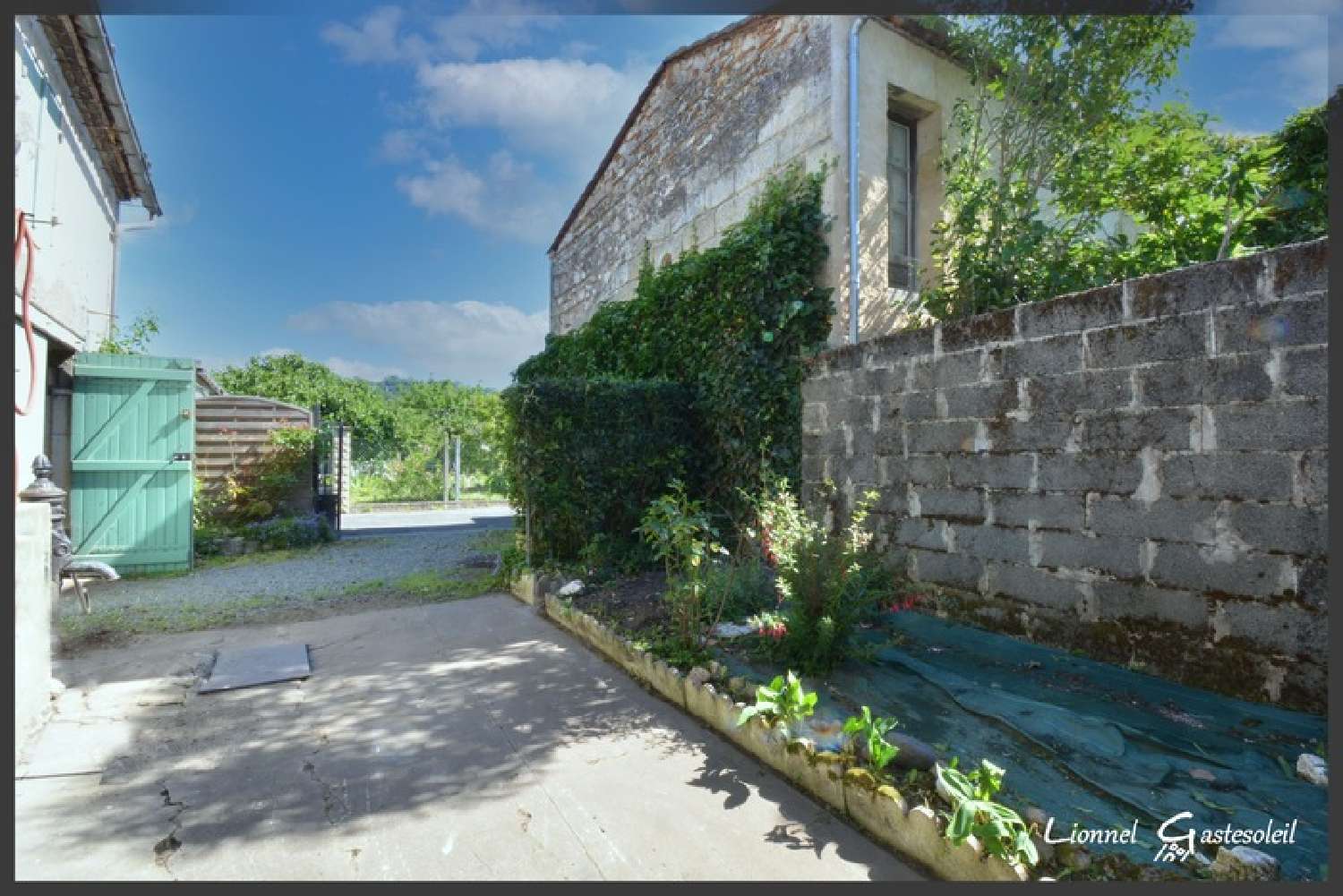  te koop huis La Roquille Gironde 2