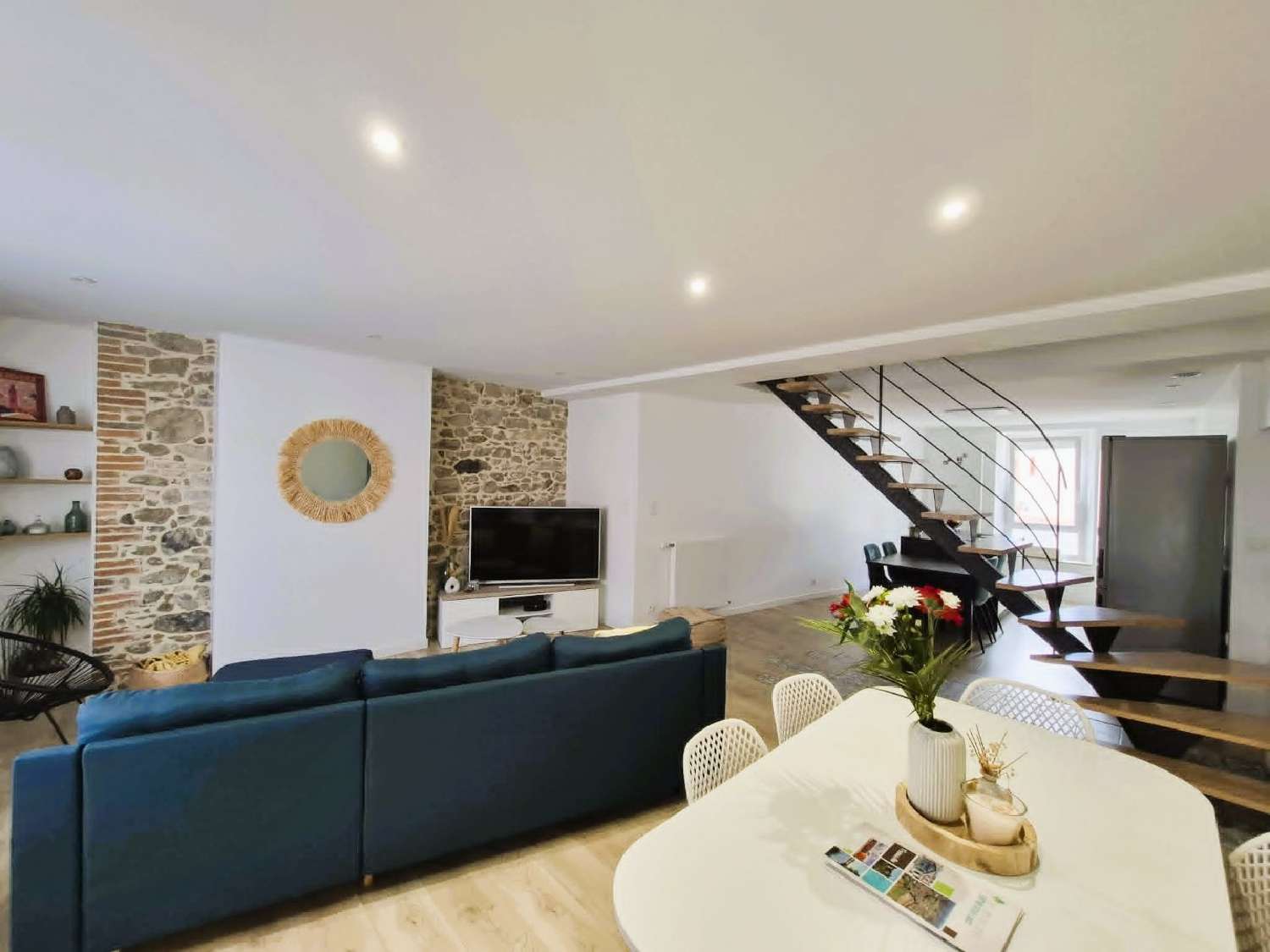 for sale house La Tessoualle Maine-et-Loire 2