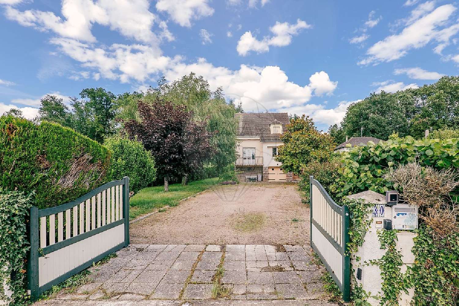  te koop huis Lapalisse Allier 1