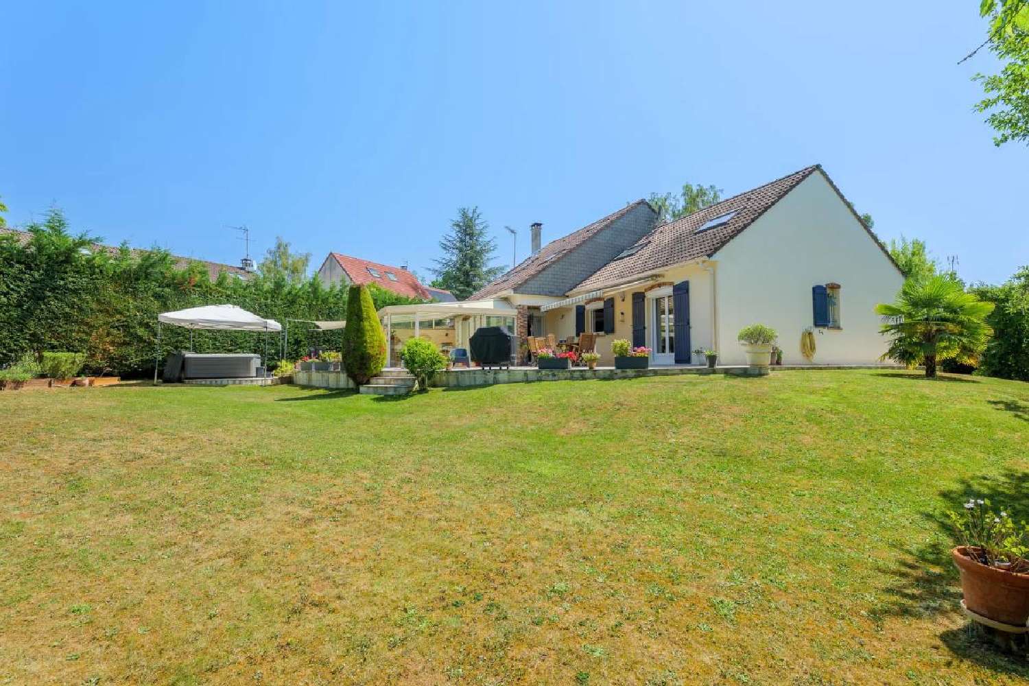  te koop huis Lésigny Seine-et-Marne 1