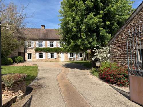Loché Saône-et-Loire huis foto 7352411
