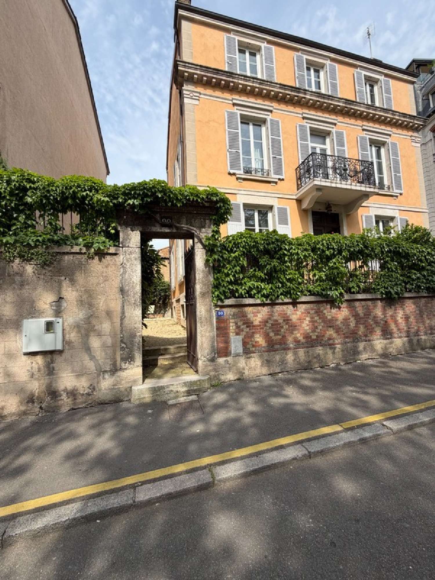 for sale house Loché Saône-et-Loire 3