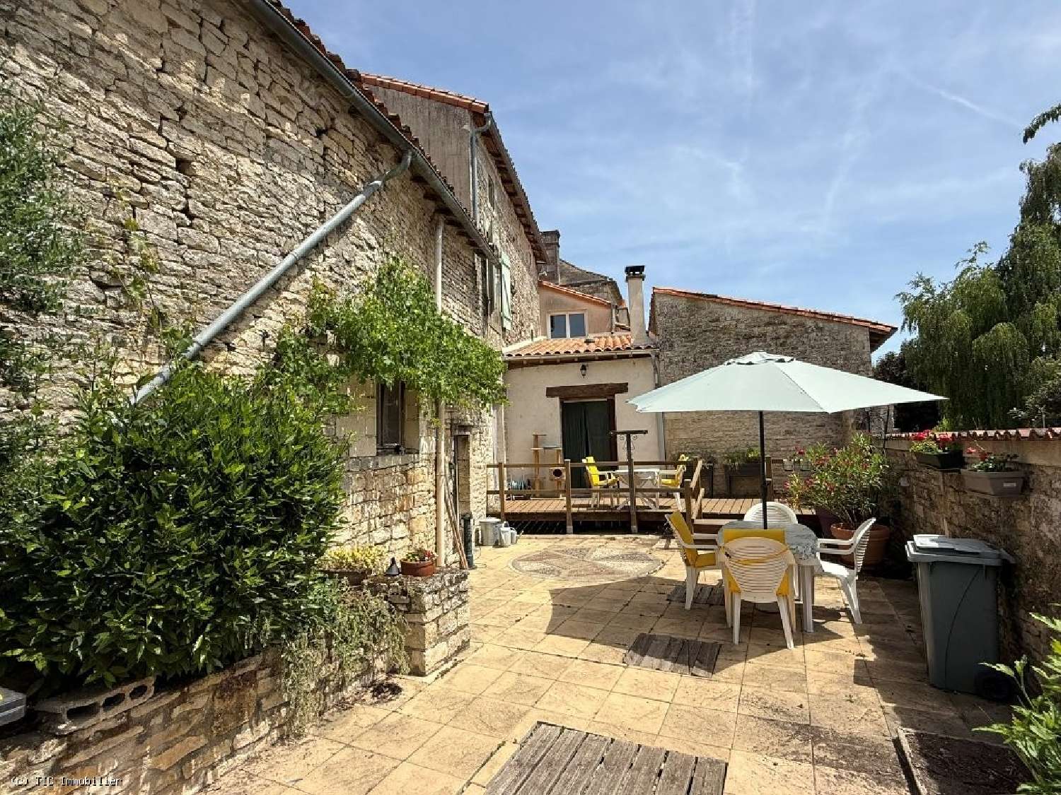  te koop huis Longré Charente 3