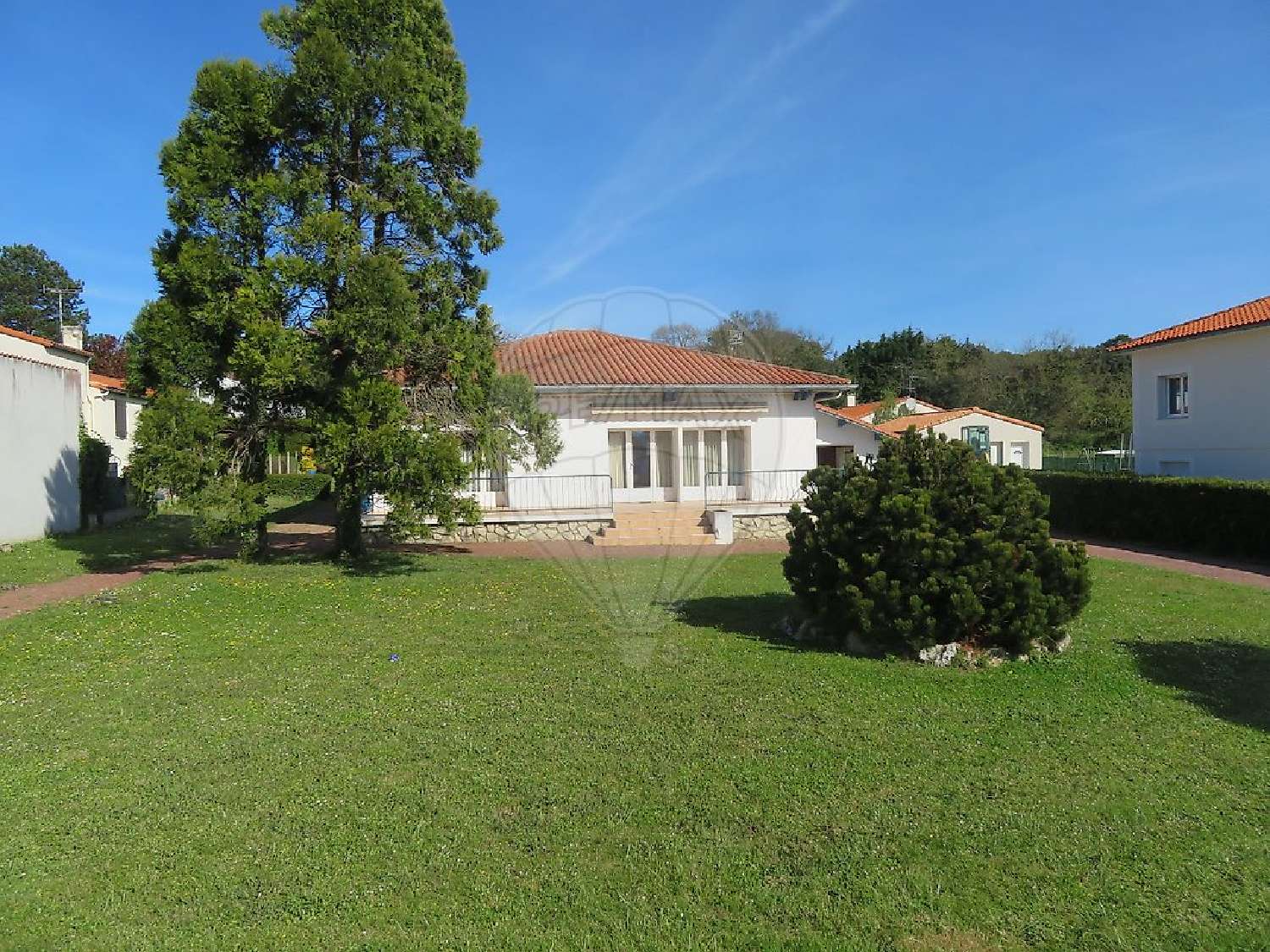  for sale house Meschers-sur-Gironde Charente-Maritime 1