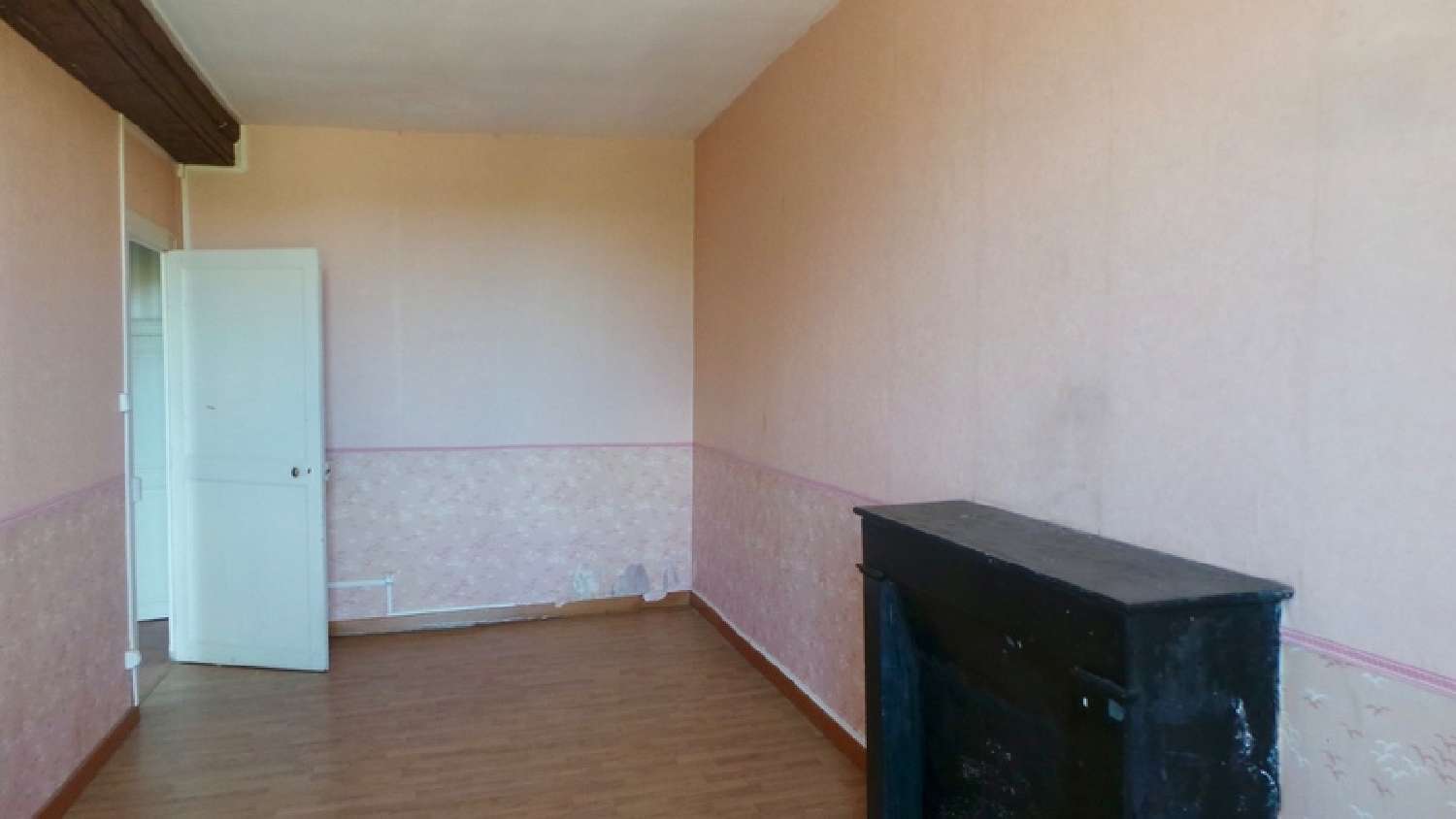 for sale house Montréal Yonne 5
