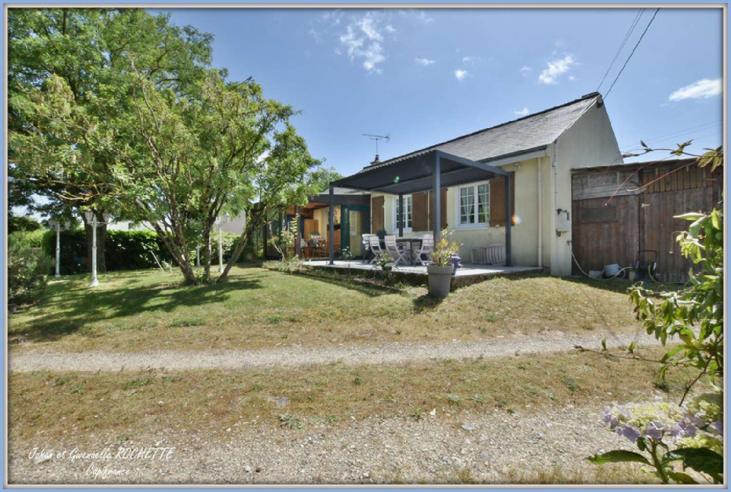 for sale house Montreuil-sur-Loir Maine-et-Loire 1