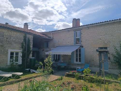 Néré Charente-Maritime casa foto