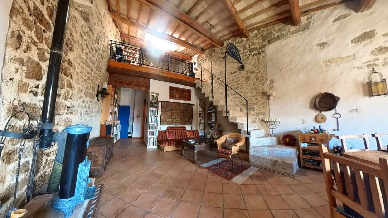 te koop huis Nézignan-l'Évêque Hérault 2