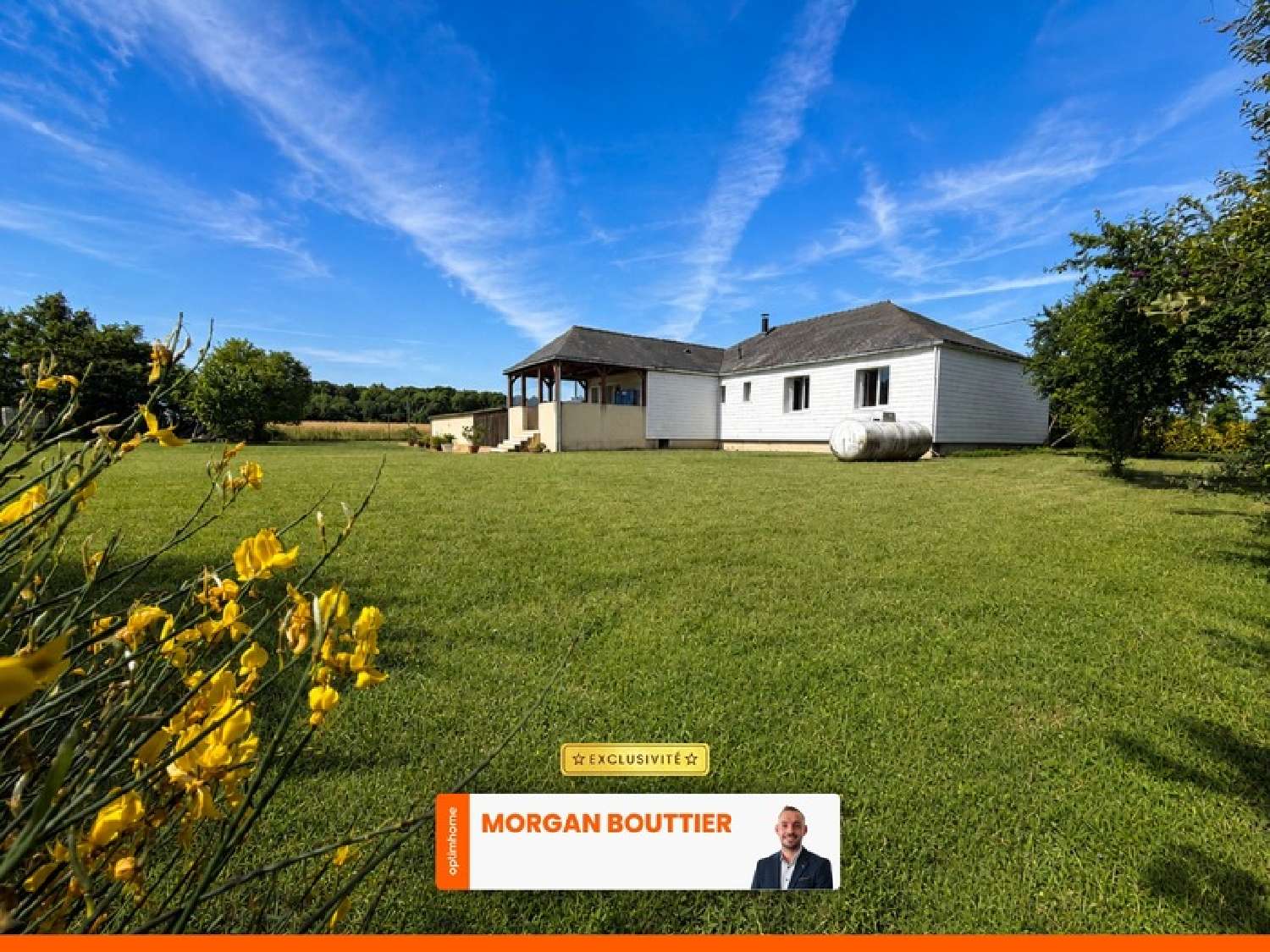 for sale house Noyant Maine-et-Loire 1