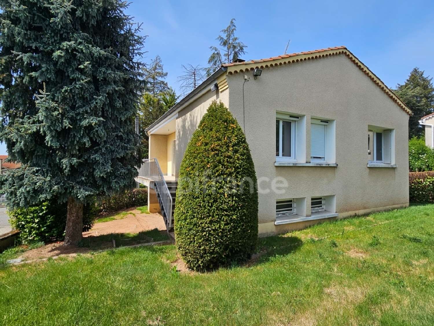te koop huis Panissières Loire 1