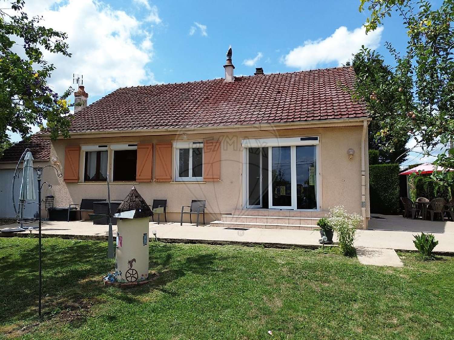  te koop huis Perroy Nièvre 2