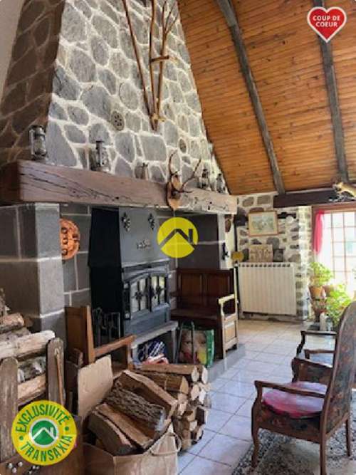 Pierrefort Cantal Haus foto