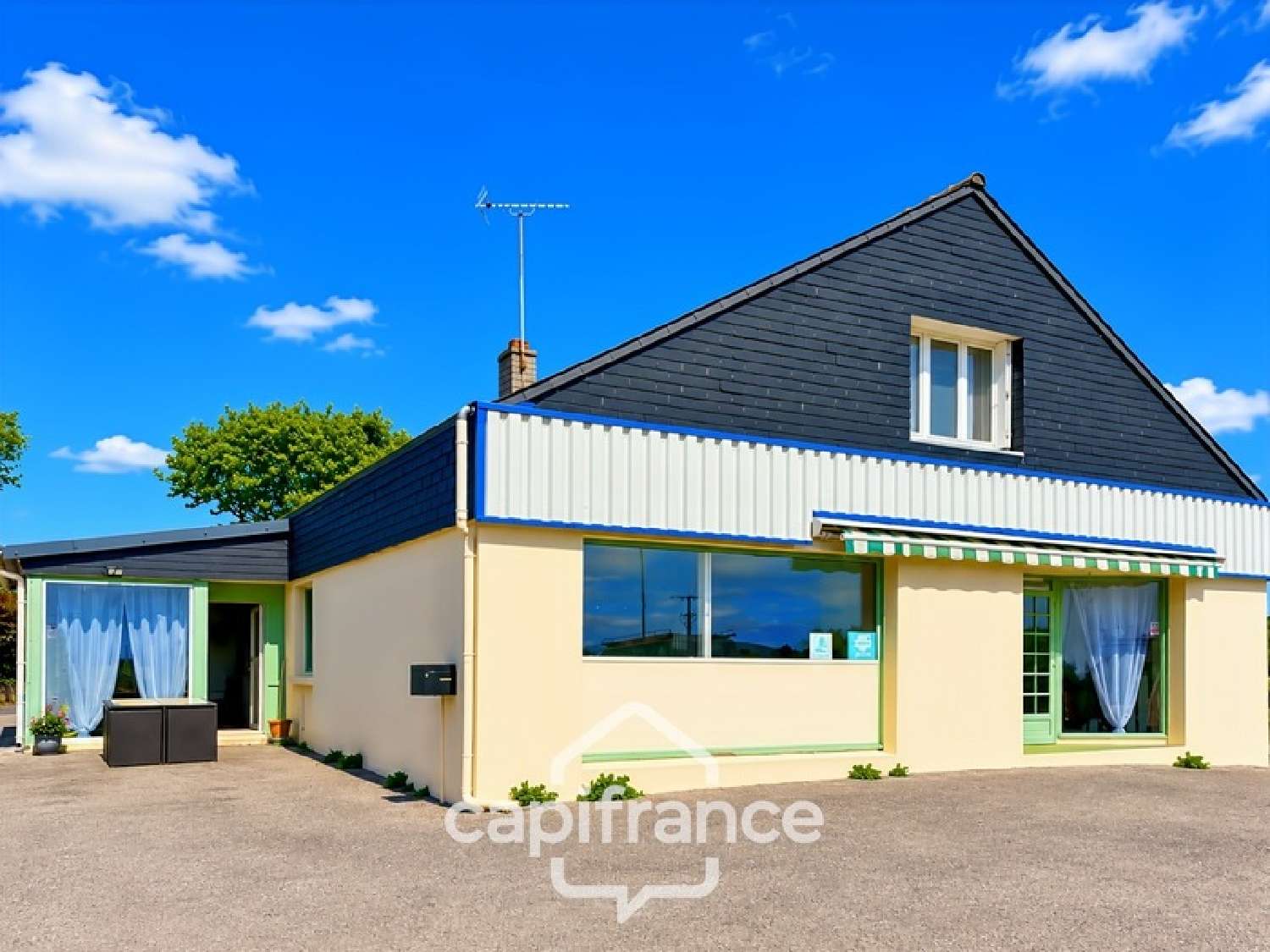  à vendre maison Plouguenast Côtes-d'Armor 1