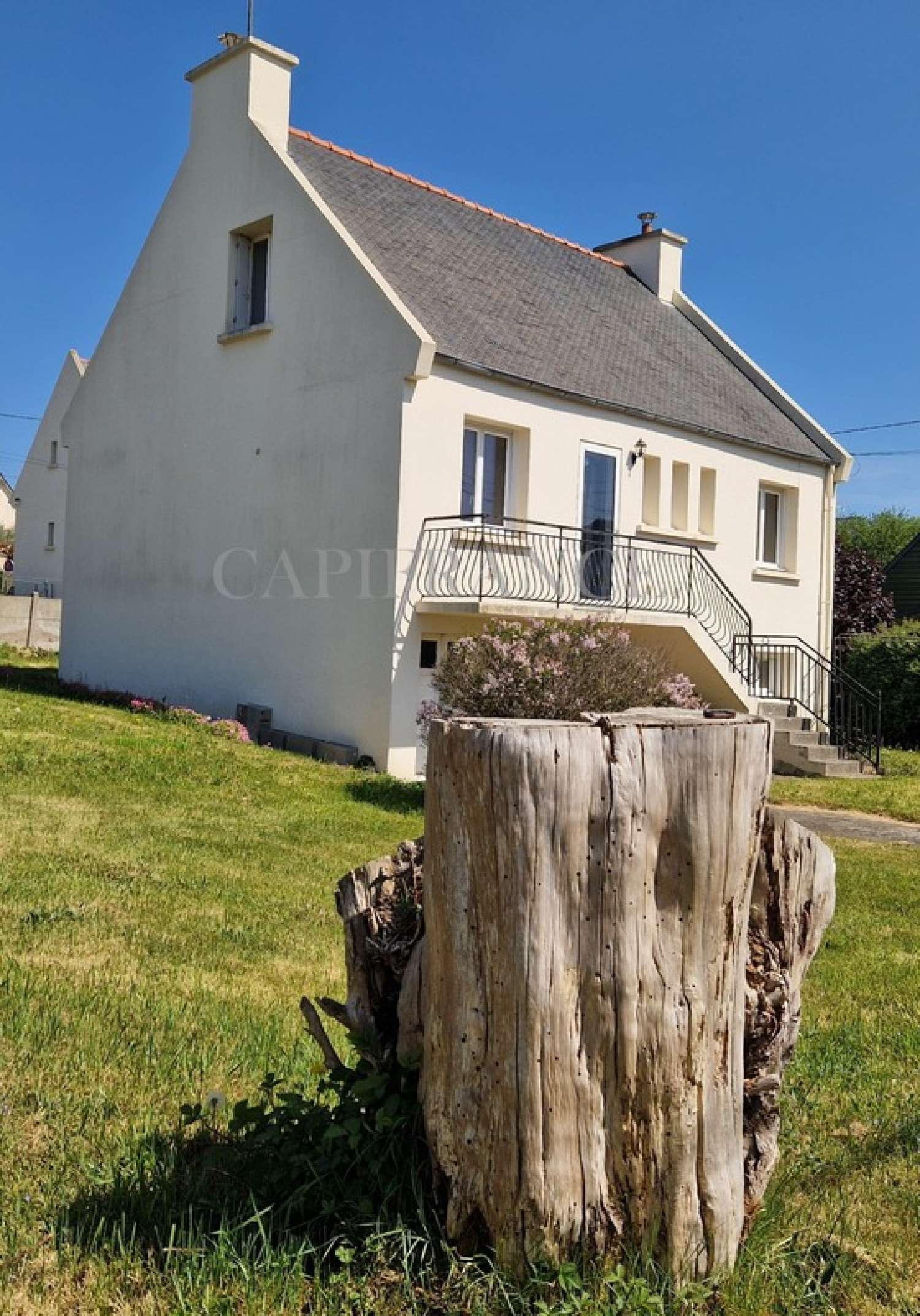  for sale house Ploumagoar Côtes-d'Armor 1