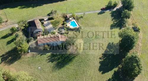 Puy-l'Évêque Lot huis foto 7361868