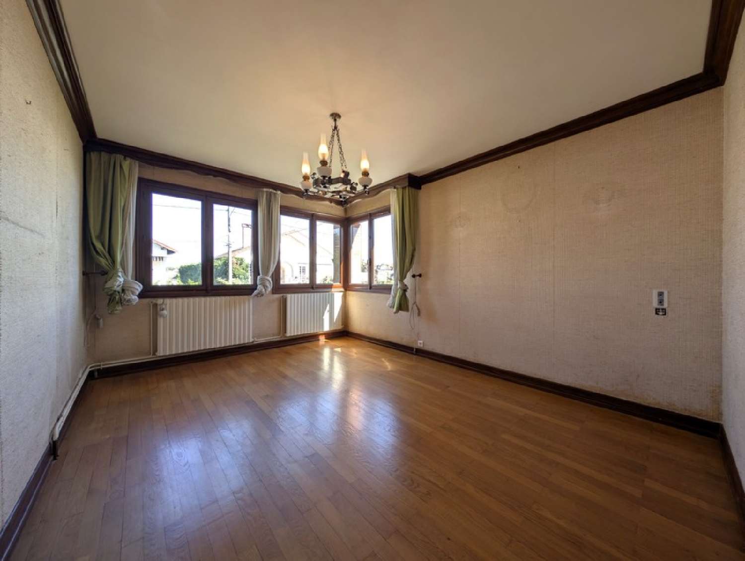 for sale house Riorges Loire 8