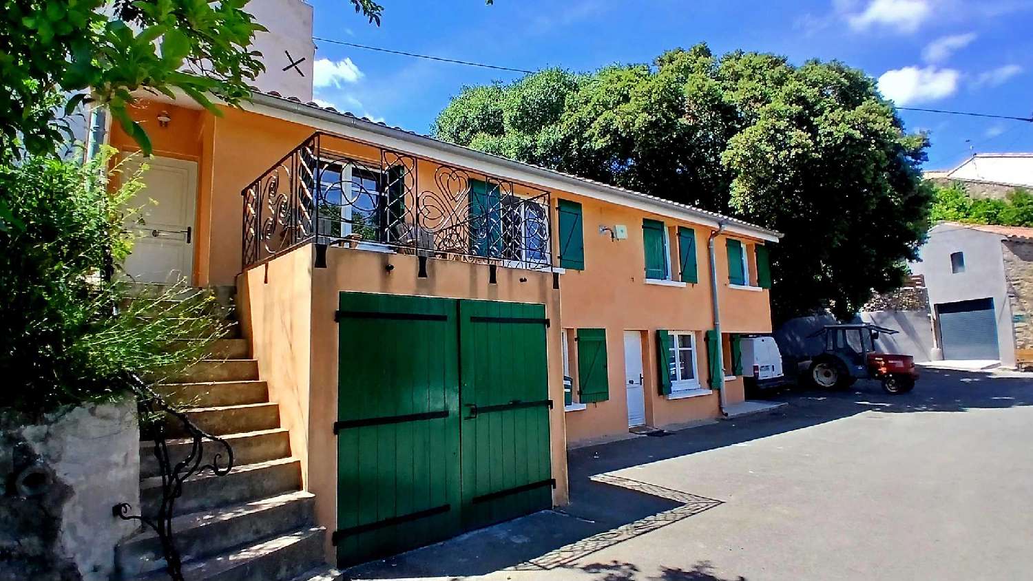  à vendre maison Roquebrun Hérault 2