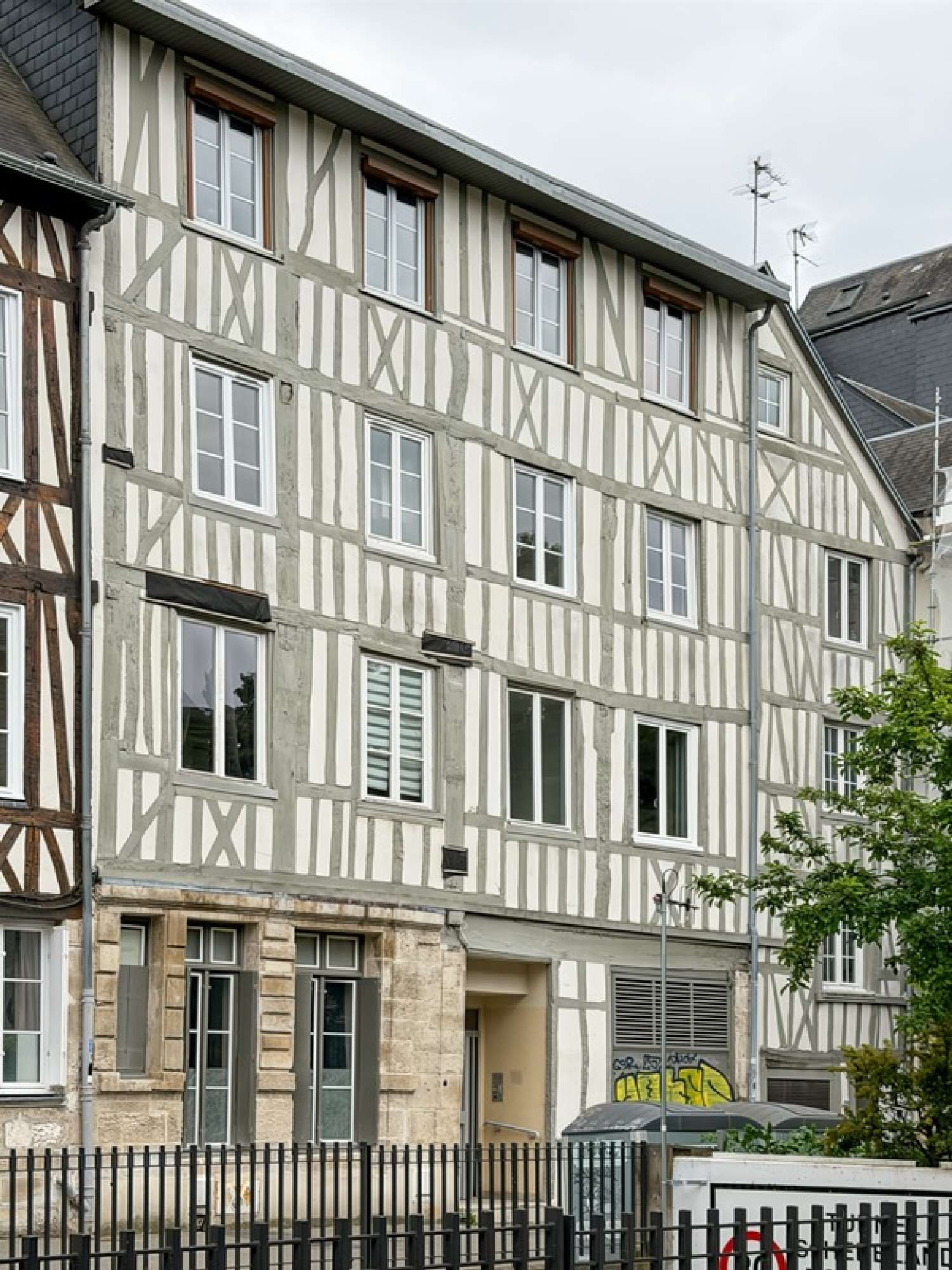  for sale house Rouen Seine-Maritime 1