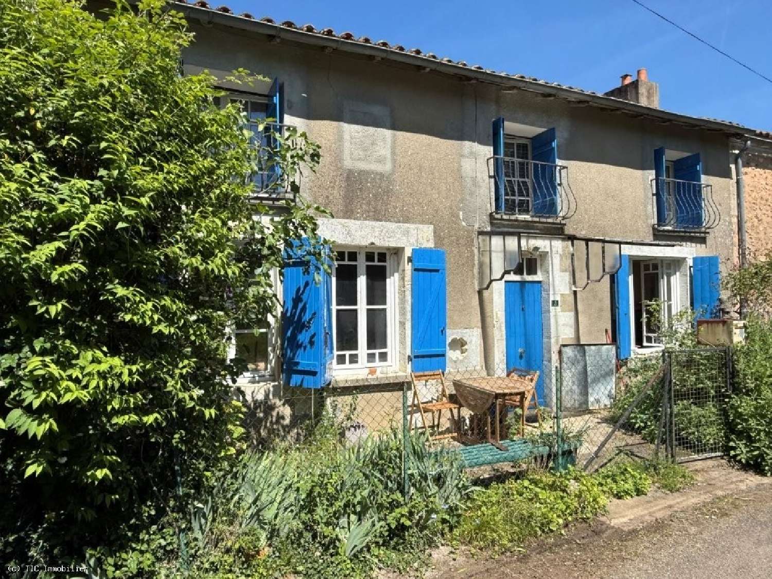 te koop huis Ruffec Charente 3