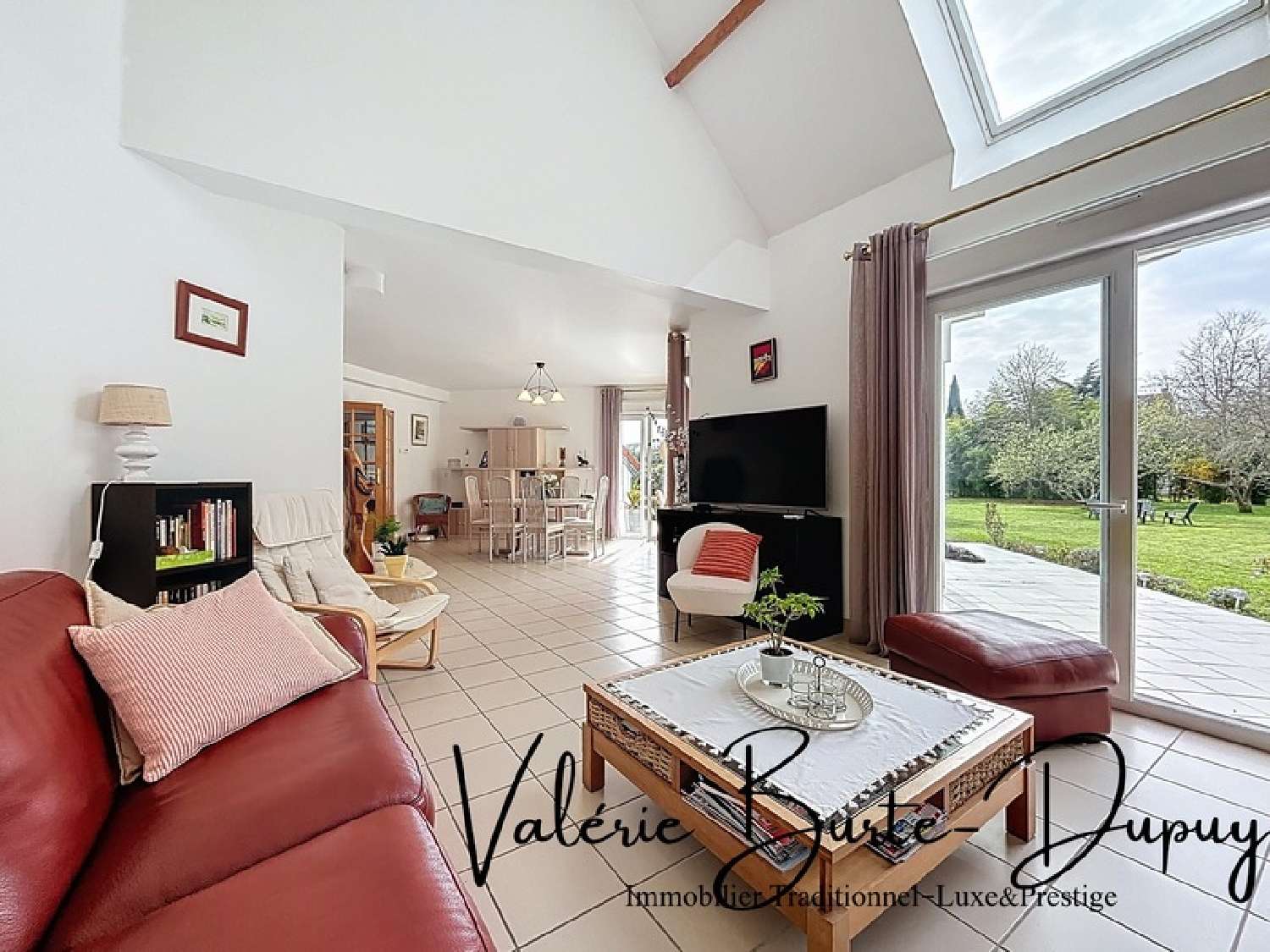  for sale house Saint-Denis-en-Val Loiret 2