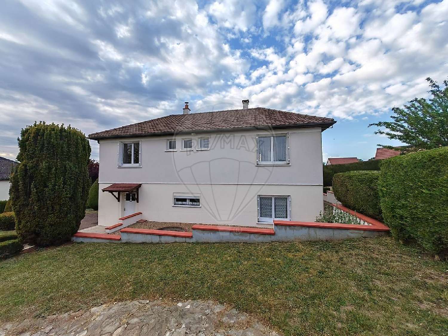  te koop huis Saint-Éloi Nièvre 2