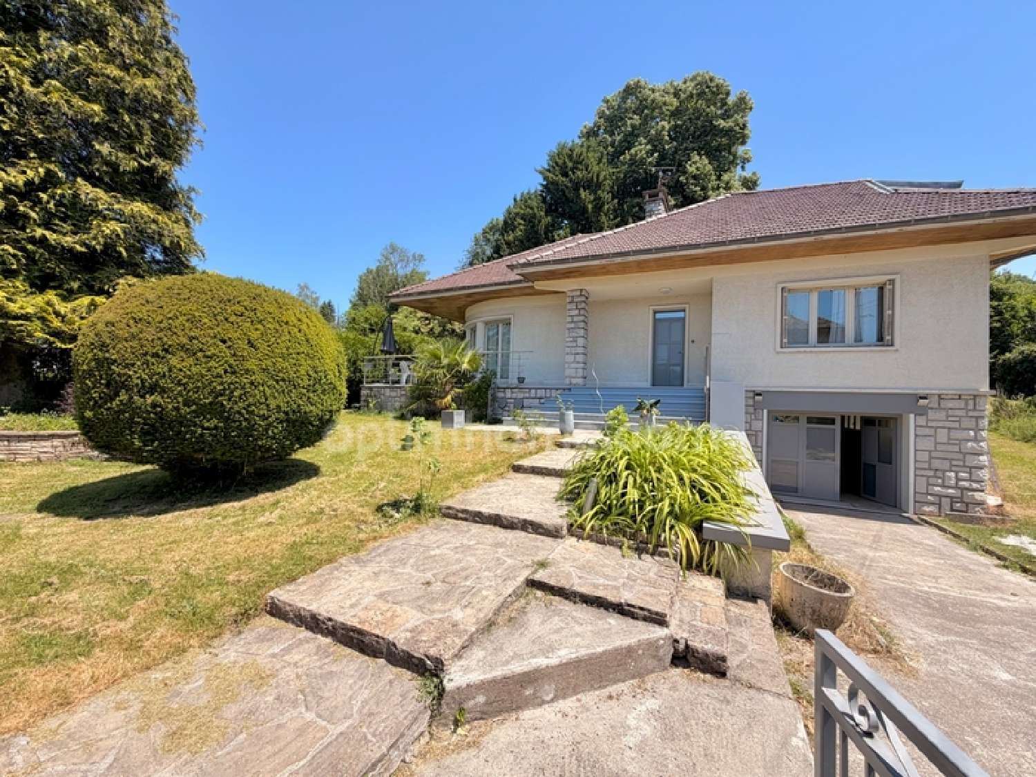  for sale house Saint-Félix Haute-Savoie 1