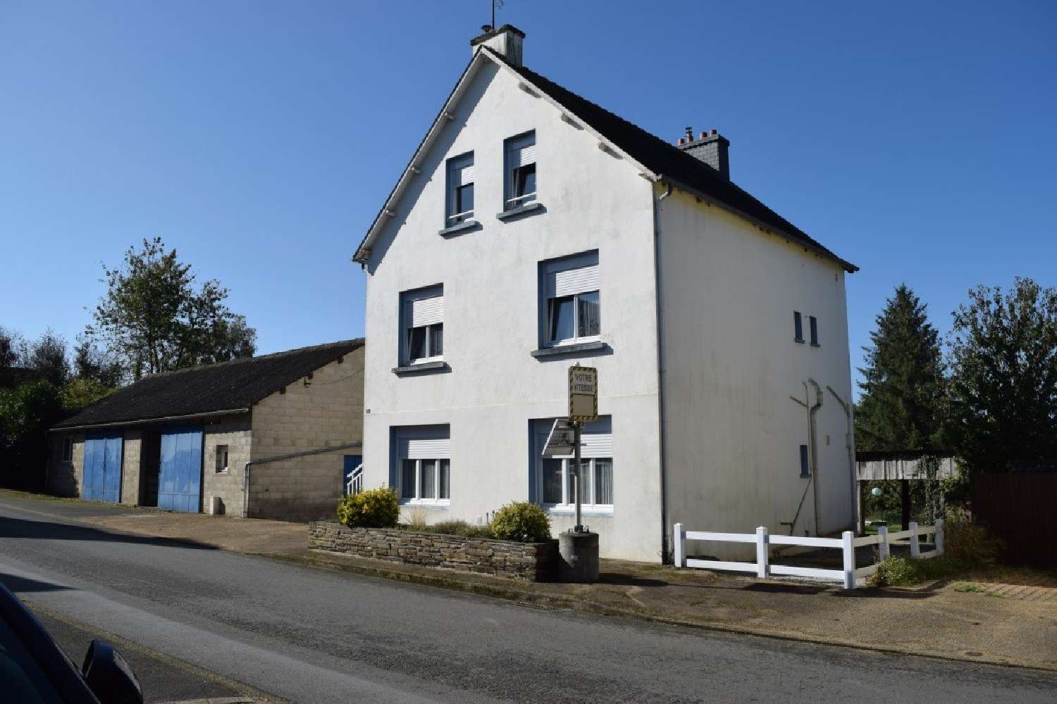  for sale house Saint-Gelven Côtes-d'Armor 1